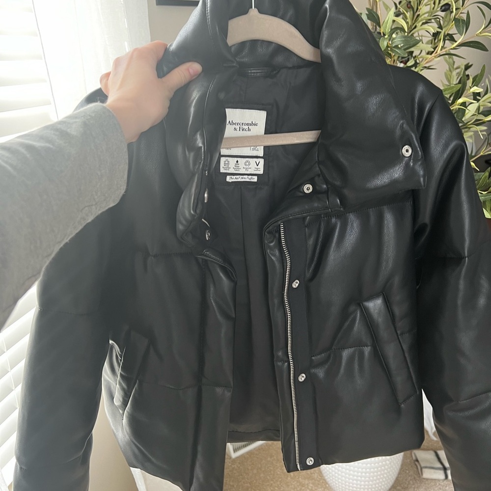 A&F Vegan Leather Mini Puffer, XS - Picture 9 of 13